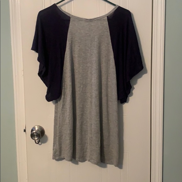 Shirt - Picture 2 of 3